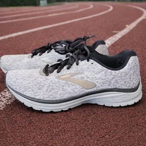 Brooks Anthem Men’s Size 7